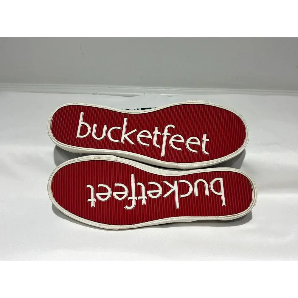 Bucket Feet these like